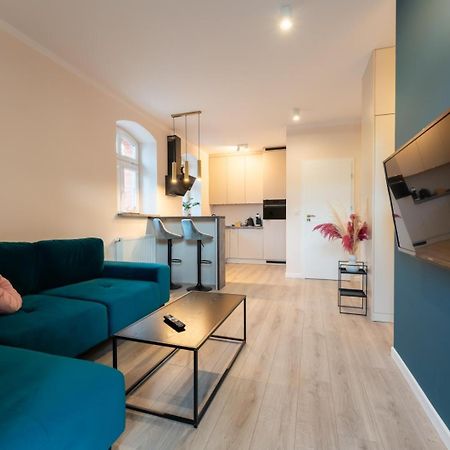Apartament Smile - Z Prywatnym Monitorowanym Parkingiem By Spaceapart Jelenia Góra Екстериор снимка