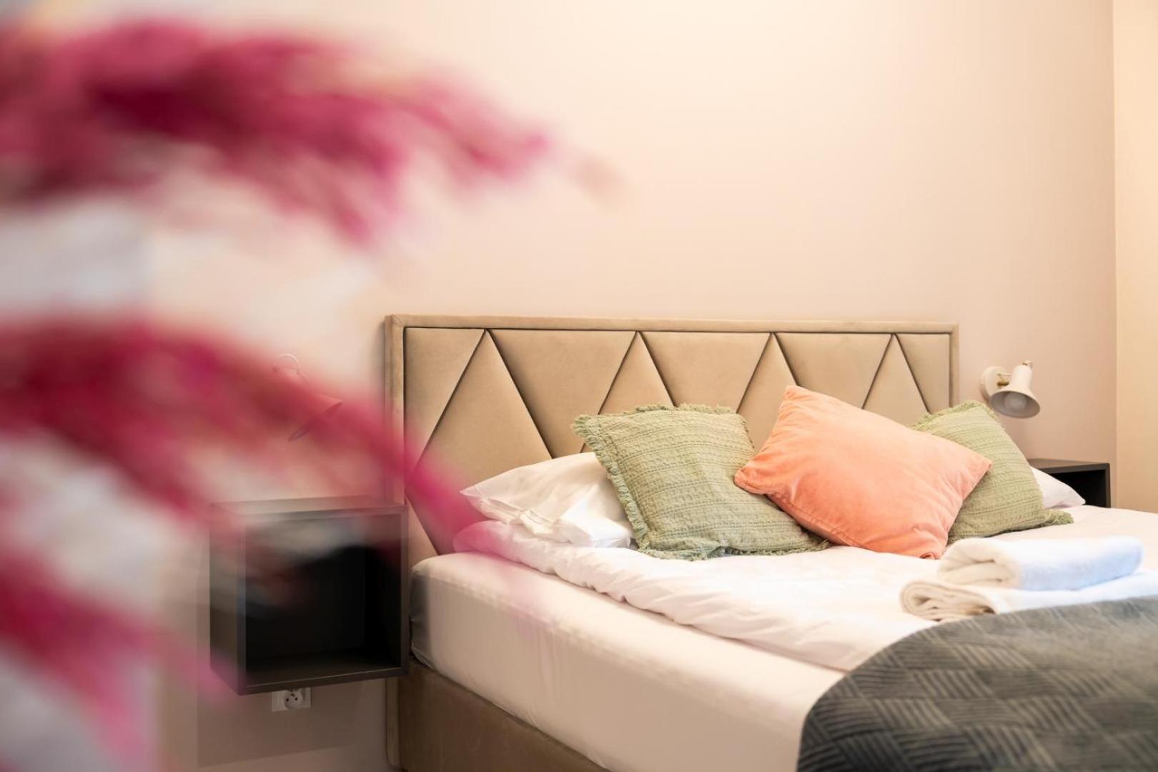Apartament Smile - Z Prywatnym Monitorowanym Parkingiem By Spaceapart Jelenia Góra Екстериор снимка