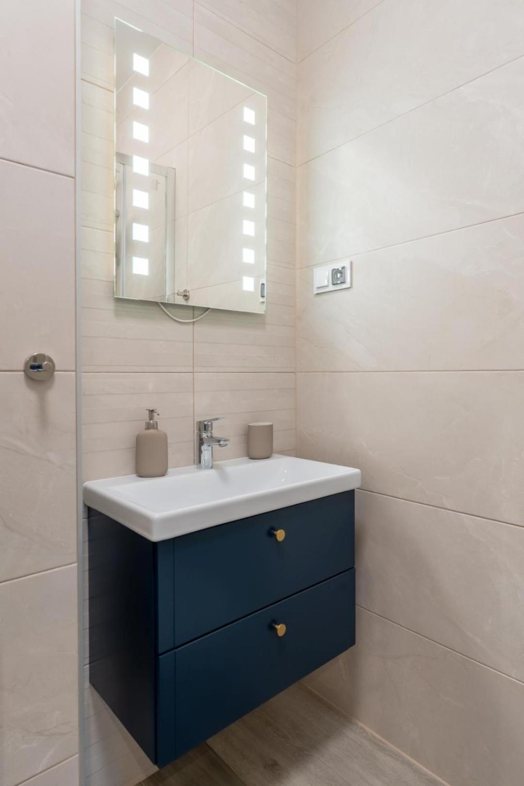 Apartament Smile - Z Prywatnym Monitorowanym Parkingiem By Spaceapart Jelenia Góra Екстериор снимка