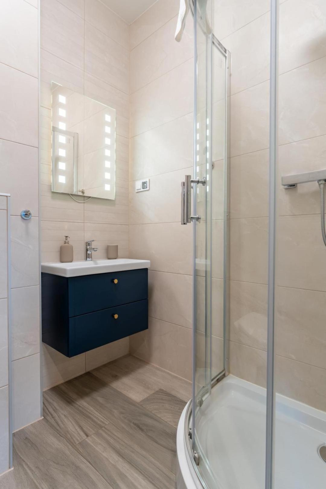 Apartament Smile - Z Prywatnym Monitorowanym Parkingiem By Spaceapart Jelenia Góra Екстериор снимка